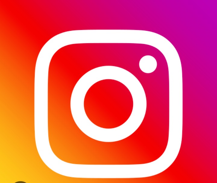 1 year old Instagram mail verified with Posts